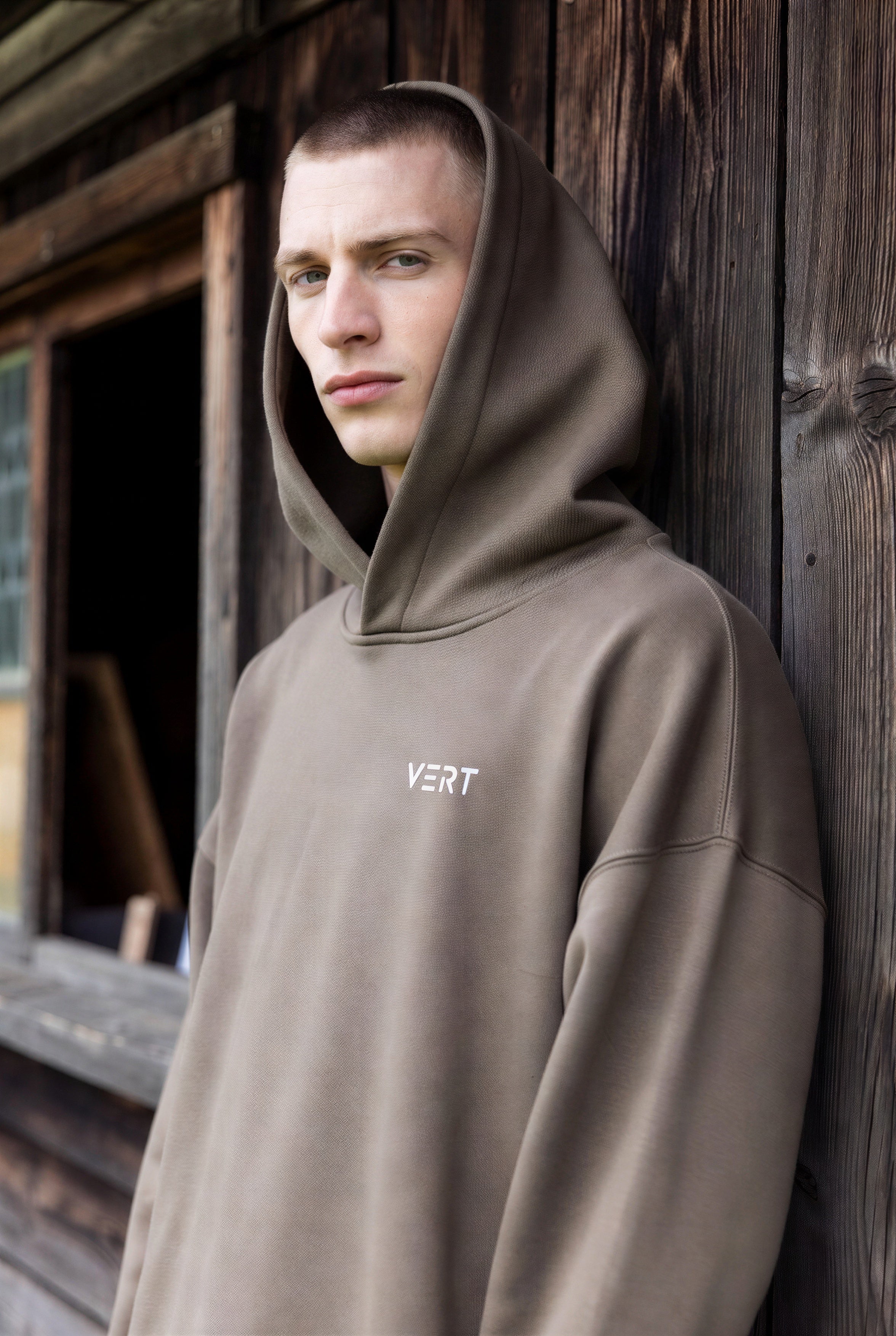 Hoodies & Sweatshirts