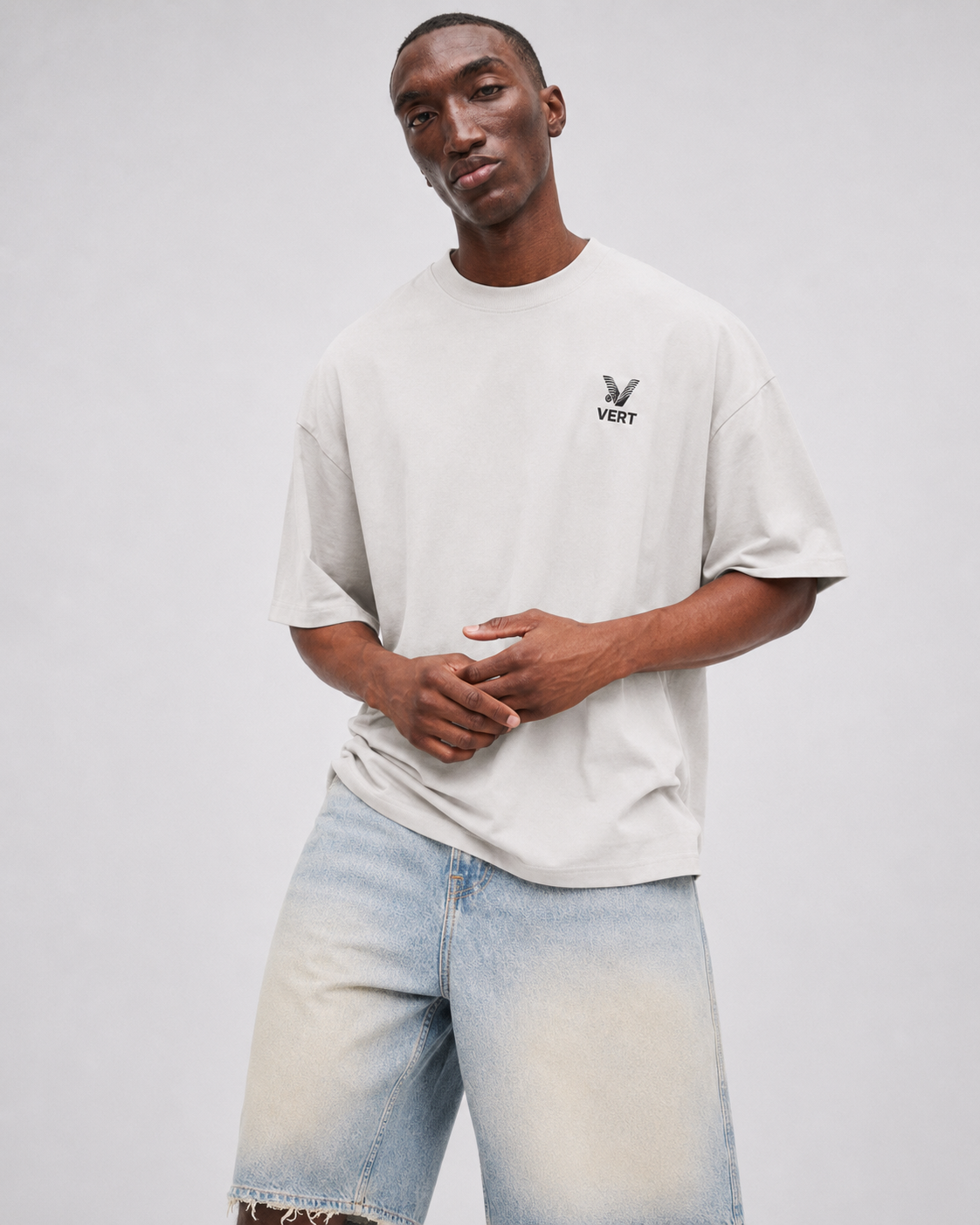 Camiseta creativa abierta