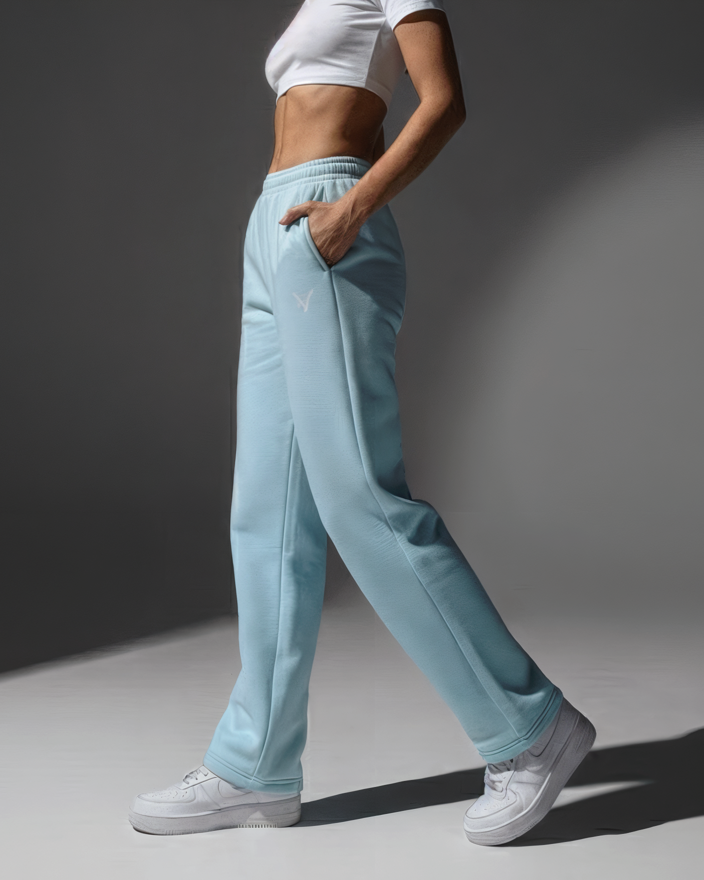 Hoodie pants 1 woman