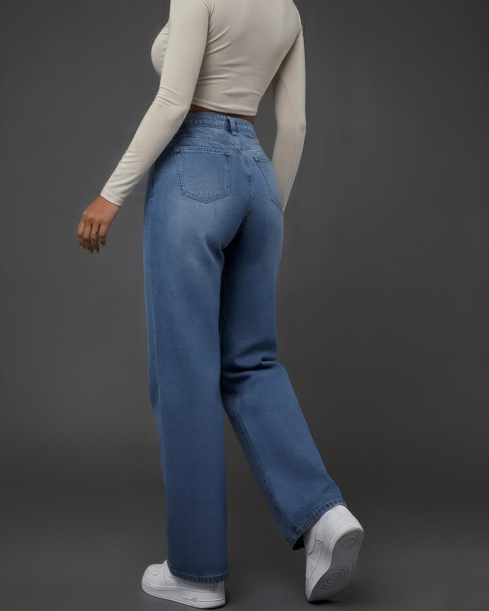 Jeans 1 Woman