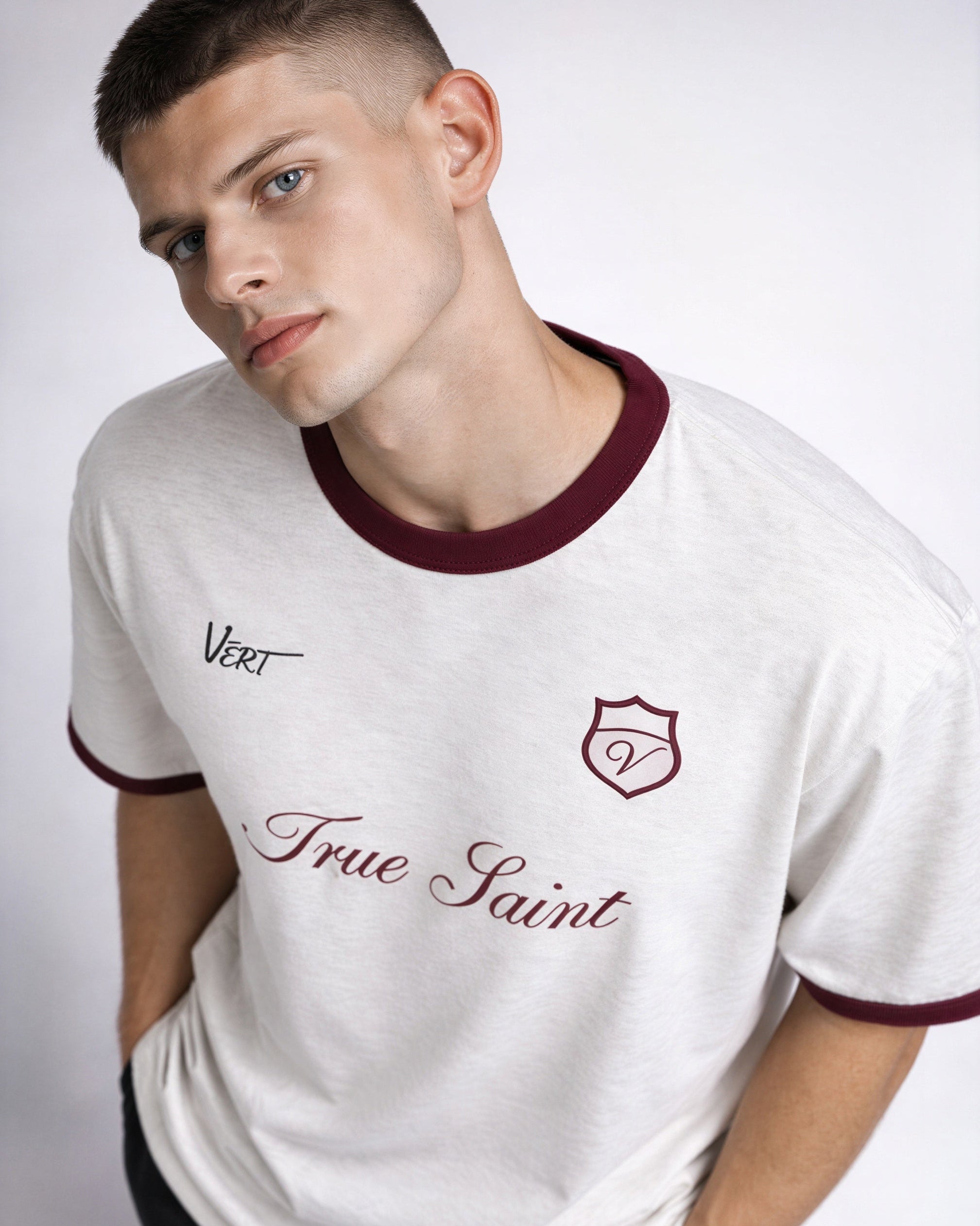 T-shirt VERT True Saint