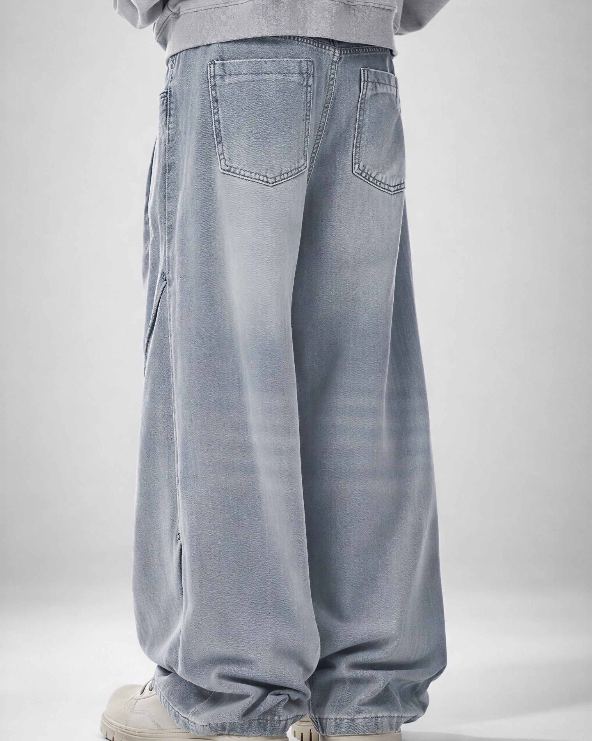 Ice Fade Wide Jeans